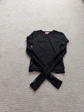 women’s Black Lace-Sleeve Layered Top